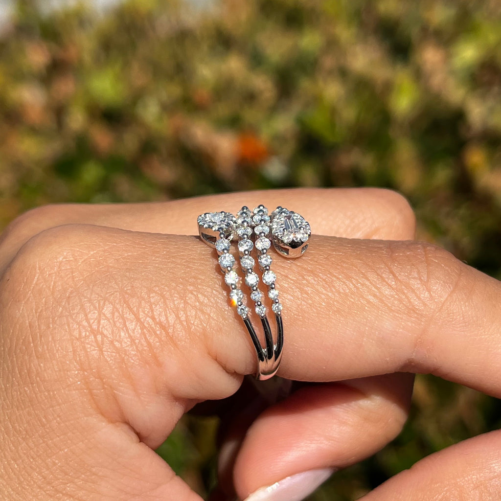 4 Row Wavy Wrapped Diamond Band