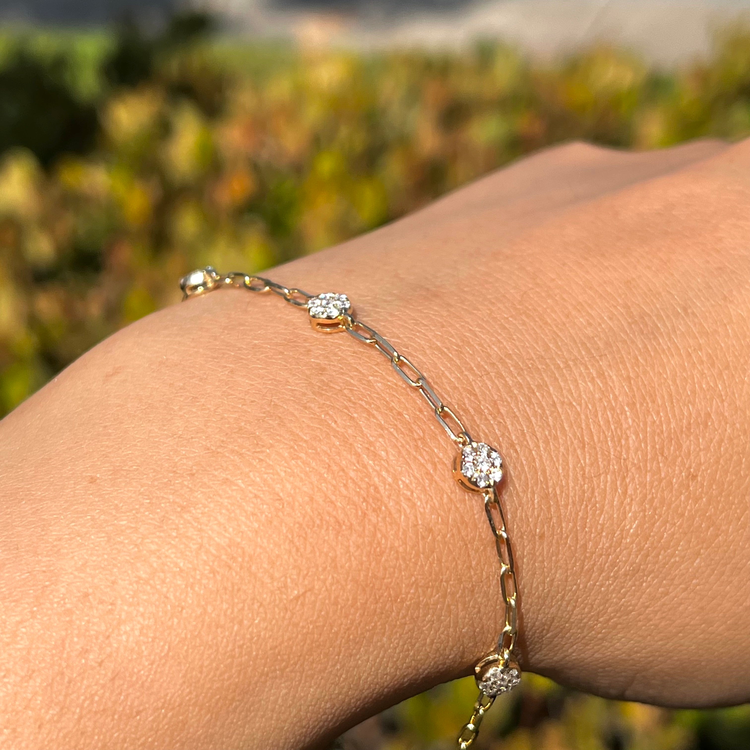 Spaced Round Diamond Pave Paper Clip Bracelet