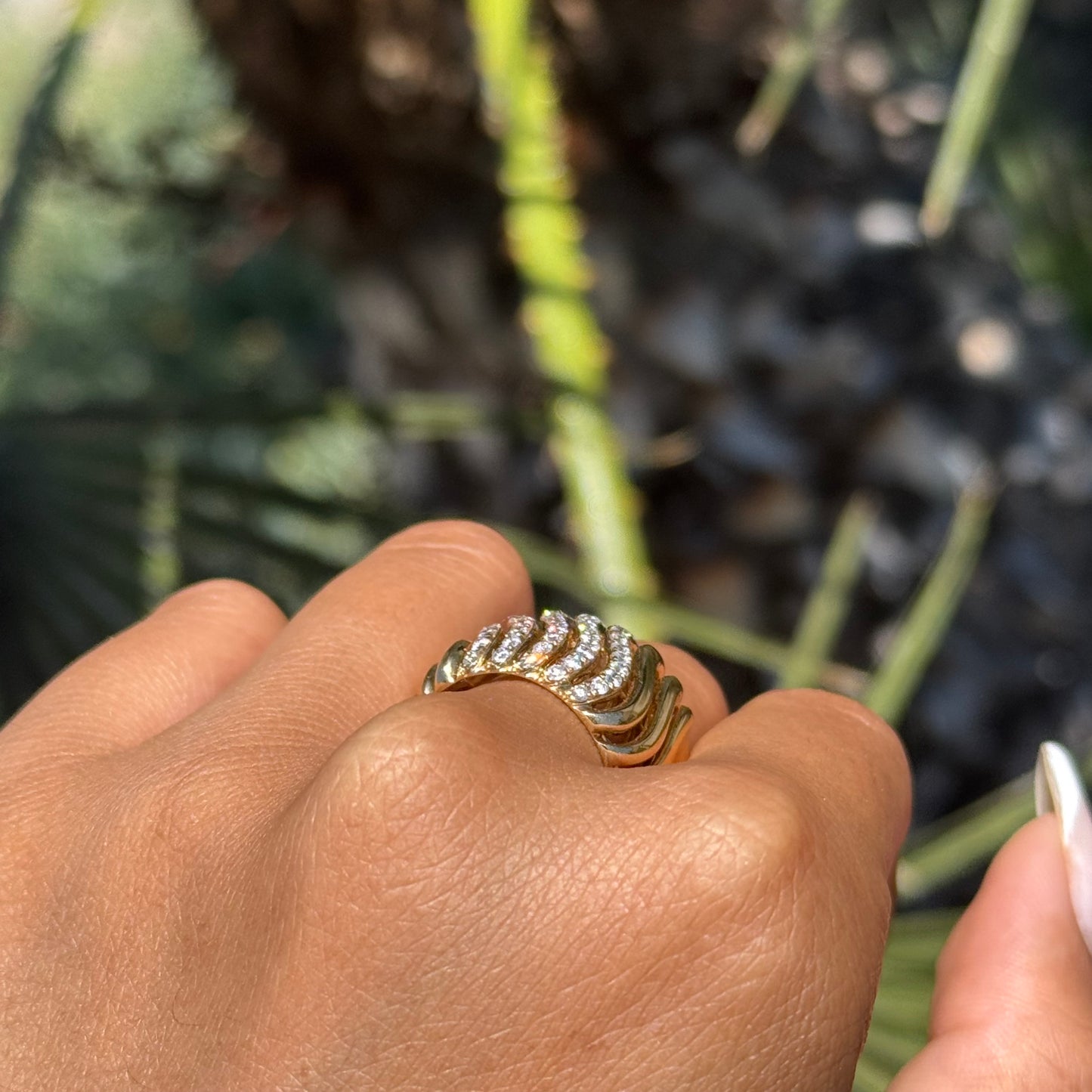 Wavy Multi Row Band
