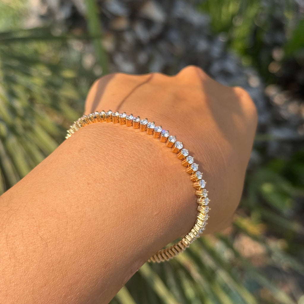 2.5MM Natural Round Diamond Tennis Bracele