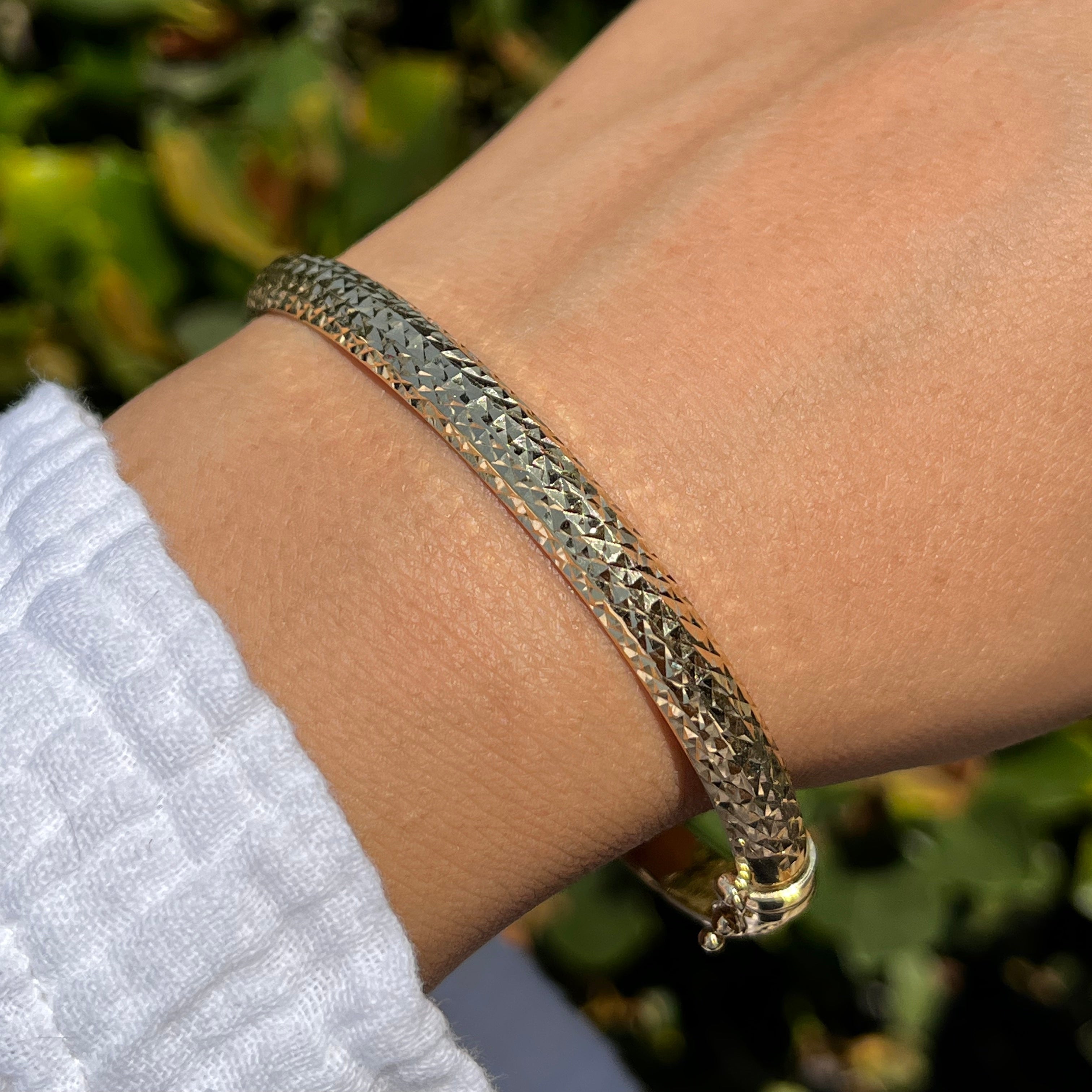 6mm Diamond Cut Bangle